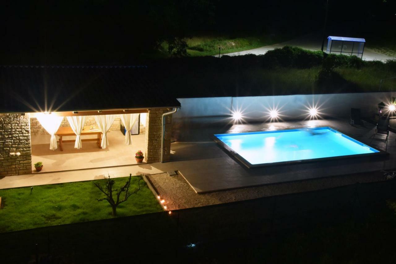 Villa Azinetti Štokovci Exteriör bild